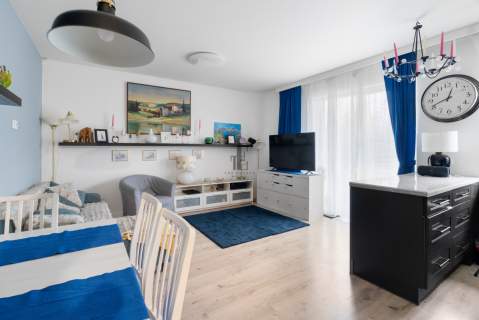 2 pokoje 46 m duży balkon miejsce postojowe