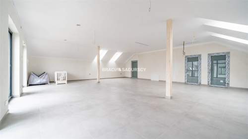 Lokal usługowy do wynajęcia - 100m2