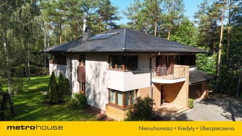 Nowoczesna willa w zieleni - komfort i prywatność 