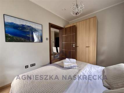 APARTAMENT Z TARASEM I PIĘTRO MIELNO 300m pla