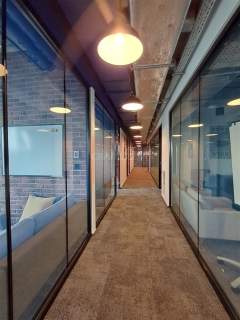 Nieruchomość komercyjna do wynajęcia, 530 m2, Warszawa