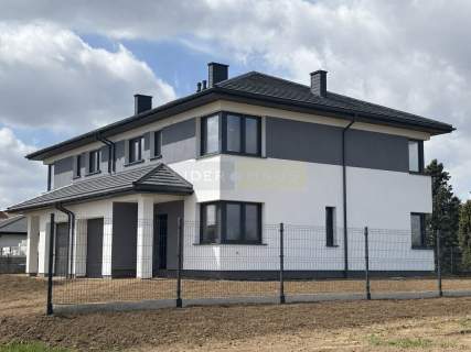 NOWOCZESNY BLIŹNIAK W KAZUNIU-BIELANY