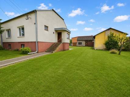 Radomsko 3 pokoje działka 1073 m2