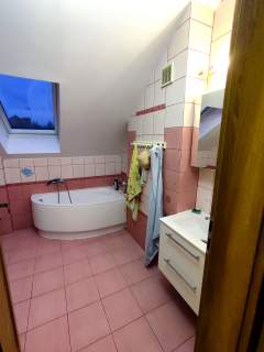 Dom wolnostojący 173,5 - 926m2 5 pokoi garaż antresola ogród