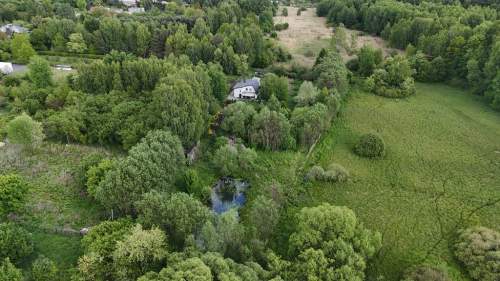 Nieduży, ładny dom w łagiewnikach, 1 ha działki