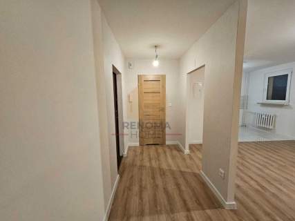 Kawalerka 29 m po generalnym remoncie Balkon