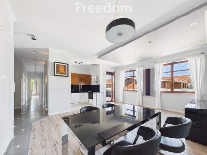 Przestronny apartament 95,8 m2 z miejscem w hali