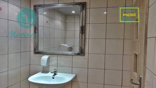 Wyposażona restauracja nad morzem
