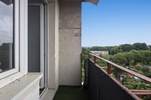 Po remoncie   Duży balkon   Raków   