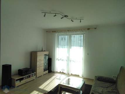 Trzypokojowe mieszkanie z dużym balkonem 