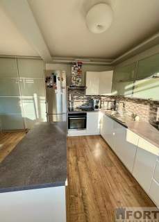120 m2 własnej przestrzeni w budynku z 2006r