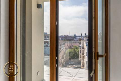 Przestronny apartament w centrum miasta