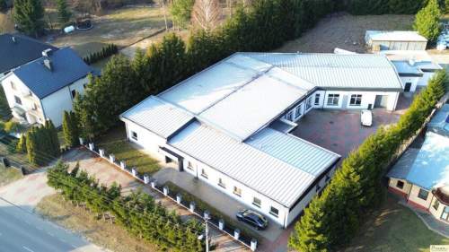 Atrakcyjny budynek usług-produk. 900 m2 - działka 42 ary w Łukowie