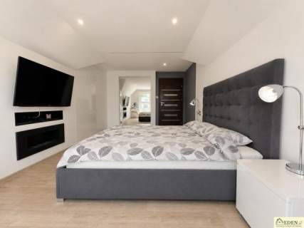 Sprzedam dom 145 m2 garaż 110 m2 na działce 10 arowej w G
