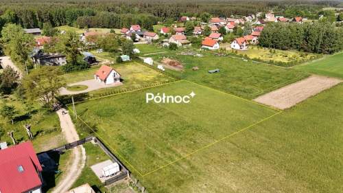 Regiel, duża działka budowlana w spokojnej okolicy