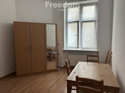 Mieszkanie na wynajmem - 3 pokoje Wilda