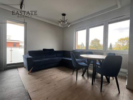 Cicha okolica, 2 pokoje, garaż, balkon