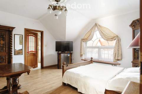 Dworek przy Tężni z apartamentami na wynajem.