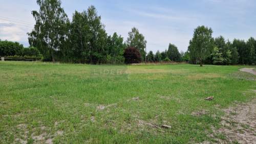 Działka budowlana 1500 m z MPZP, płaska