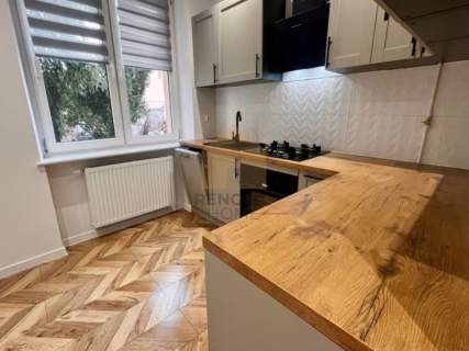 Czarne/47,5 m2/świeżo po remoncie/parter