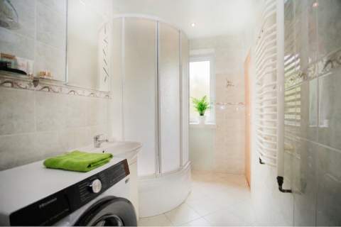 Łódź/Kolumny/dom/nowe ogrzewanie/dach/100 m2/3 pok