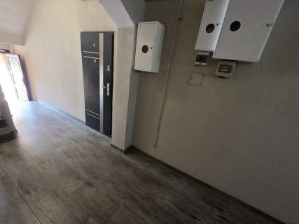Mieszkanie 3 pokojowe 76 m2 centrum Żar piwnica