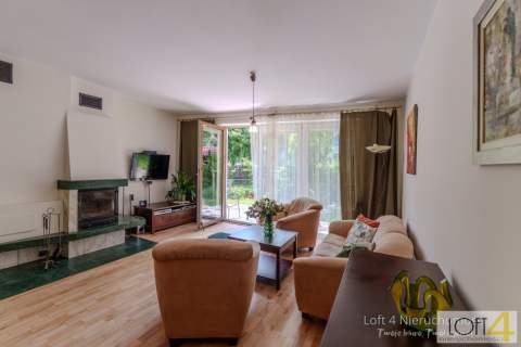 Dwupoziomowy apartament z ogrodem - osiedle Wólki