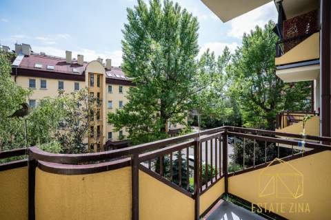 2 pokoje 49,5 m Balkon Parking