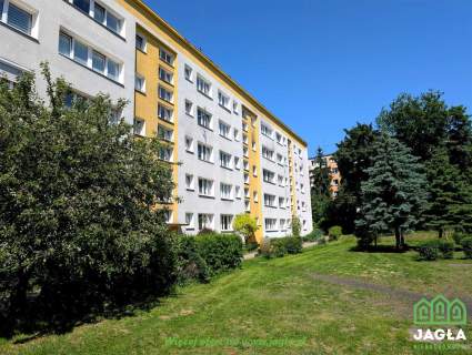 Bielawy 49m2 blok parter loggia cegła do remontu