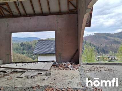 DOM Z WIDOKIEM NA GÓRY Z DZIAŁKĄ 3373 m2 BRENNA