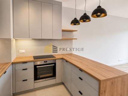 Apartament 96 m 2 garaże Stegny