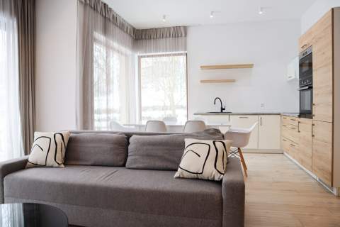 Przestronny apartament w zielonej okolicy