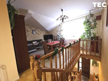 Wyjątkowy dom dwu mieszkaniowy Opatkowice