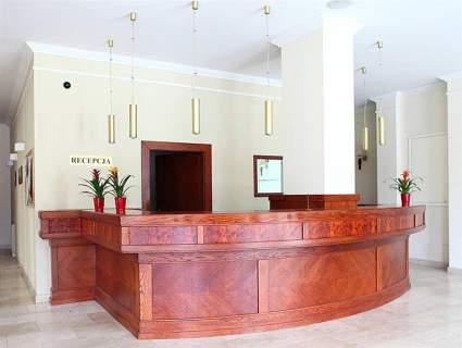 Piękny Hotel, Dom Opieki Bez Prowizji