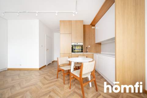 Apartament przy Manufakturze z widokiem na park