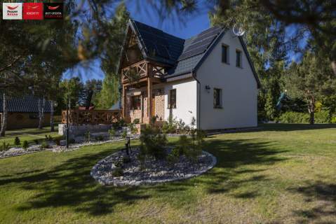 Twój azyl nad jeziorem Gotowy dom z balią