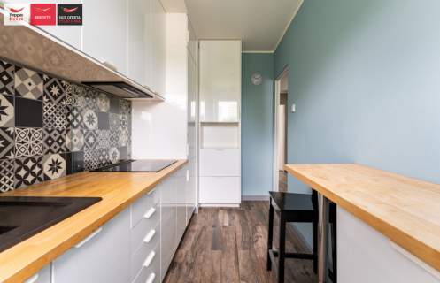 3 pokoje spółdzielcze winda balkon