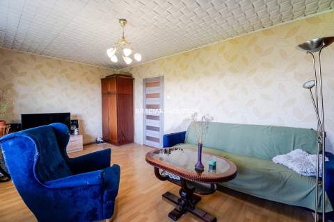 Balkon, blisko tramwaj,dwa pokoje do remontu