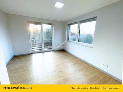 4 pokoje, 3 łazienki, garaż, 10 min. od stacji WKD