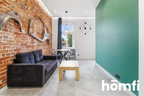 Unikalna kawalerka w stylu loft z antresolą