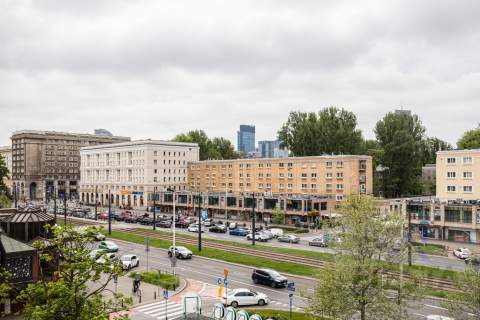 Śródmieście Muranów Kawalerka dobra komunikacja