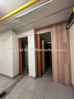 Nieruchomość komercyjna do wynajęcia, 140 m2, Bielsko-Biała