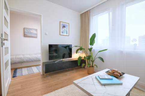2 pokoje super rozkład jasne balkon wyremontowane