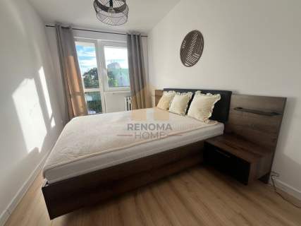 Komfortowe 3 pokoje po remoncie balkon