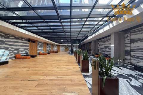 Na wynajem lokal 251m2 pod marki luksusowe, ścisłe centrum Warszawy