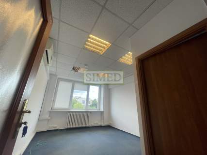 Winda towarowa, rampa, ochrona, dostęp 24h,