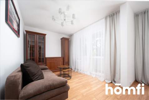 3 pokoje, oddzielna kuchnia, balkon