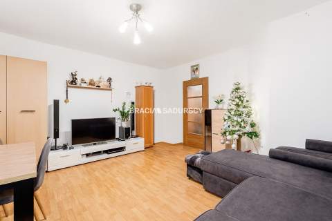2 pokoje 50 m Widok na zieleń Balkon