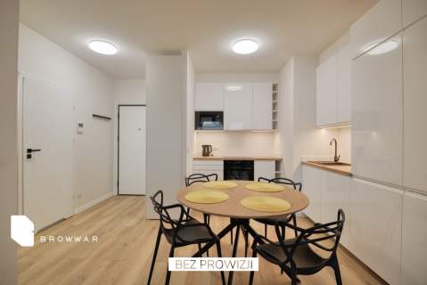 Nowoczesny apartament z balkonem i garażem