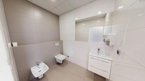 Nowoczesne gabinety medyczne 92 m2 Centrum Gliwic Parter